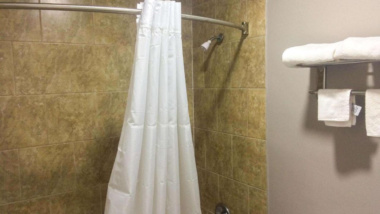 Motel 6 Newport News, Va - Fort Eustis Bagian luar foto